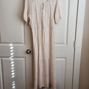 Nine West, sheer apricot & white lined maxi dress, size M